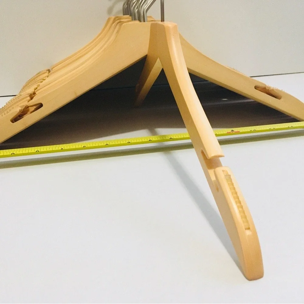 Mainetti Wood Hangers 15 Piece Set Natural Finish‎ Non-Slip Notched Swivel Hook
